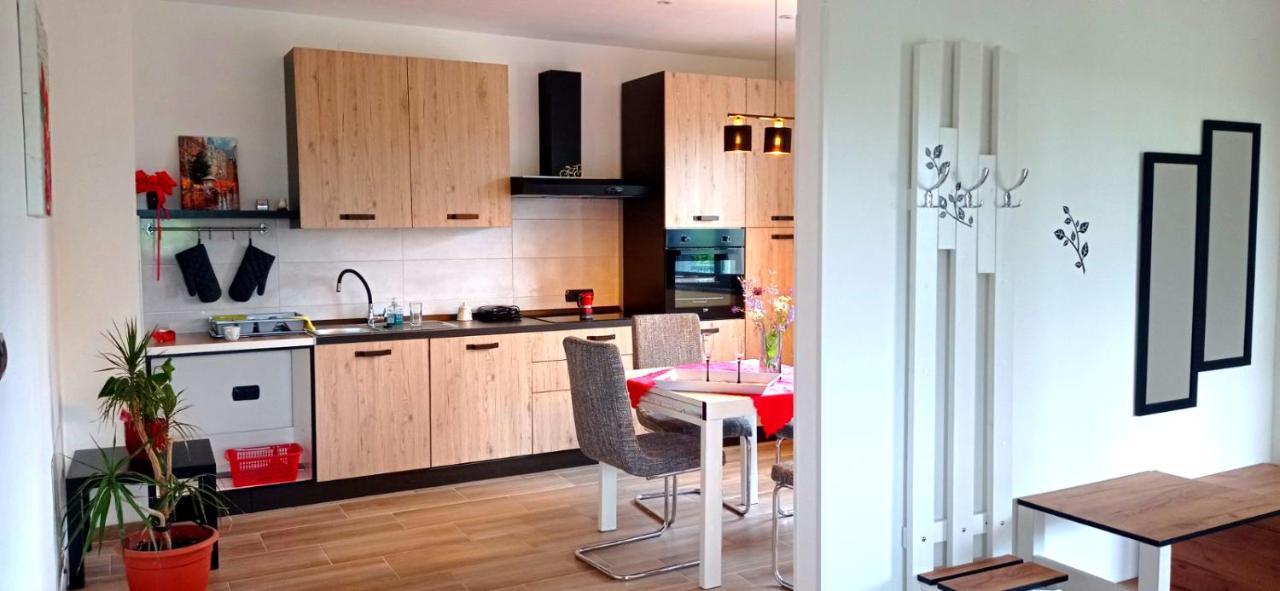 Apartmani Melia Marcelji Bagian luar foto