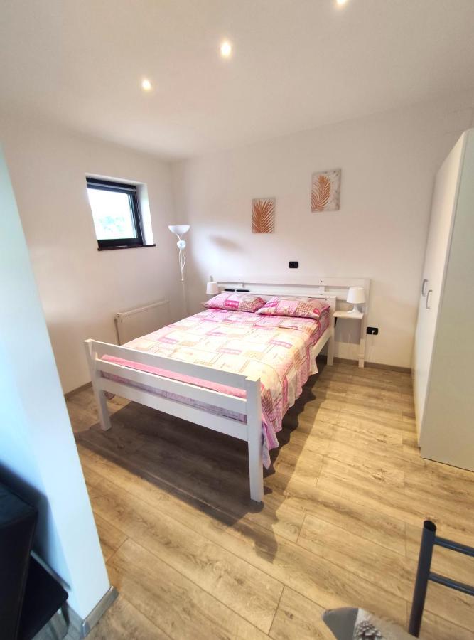 Apartmani Melia Marcelji Bagian luar foto