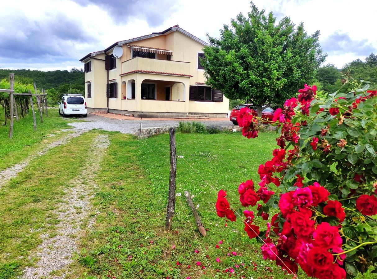 Apartmani Melia Marcelji Bagian luar foto