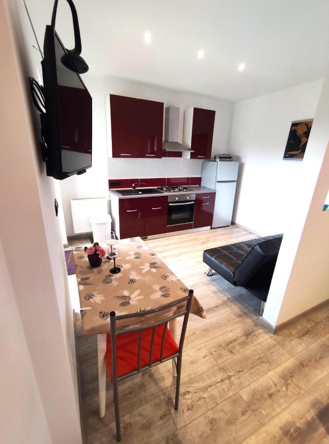 Apartmani Melia Marcelji Bagian luar foto