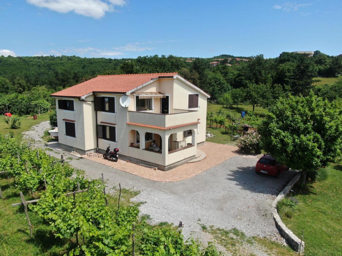 Apartmani Melia Marcelji Bagian luar foto