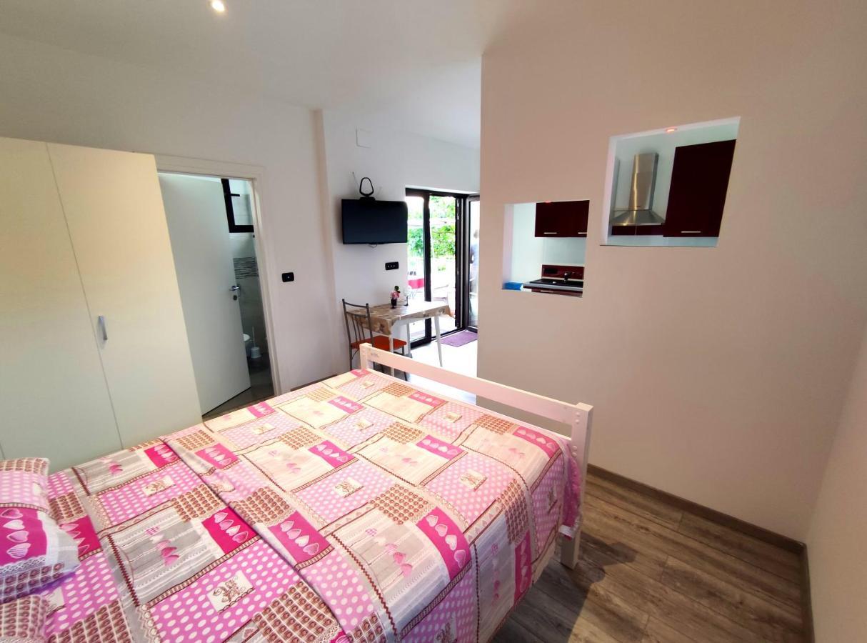 Apartmani Melia Marcelji Bagian luar foto