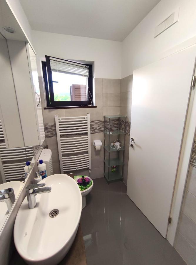 Apartmani Melia Marcelji Bagian luar foto