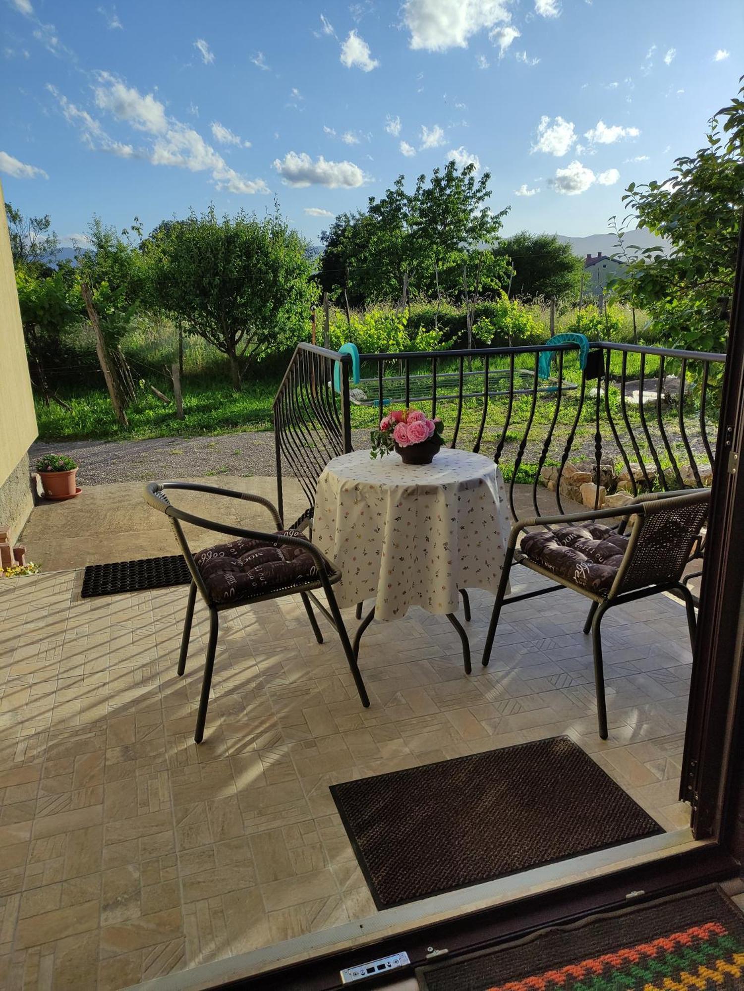 Apartmani Melia Marcelji Bagian luar foto